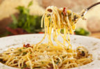 Aglio olio peperoncino -intro- shutterstock